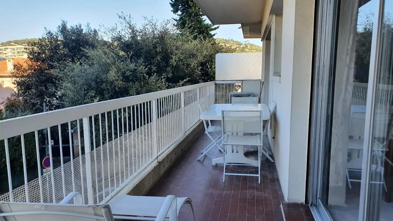 Centre Cannes Gd 2P Terrasse Parking 10Mn Palais Plage Apartamento